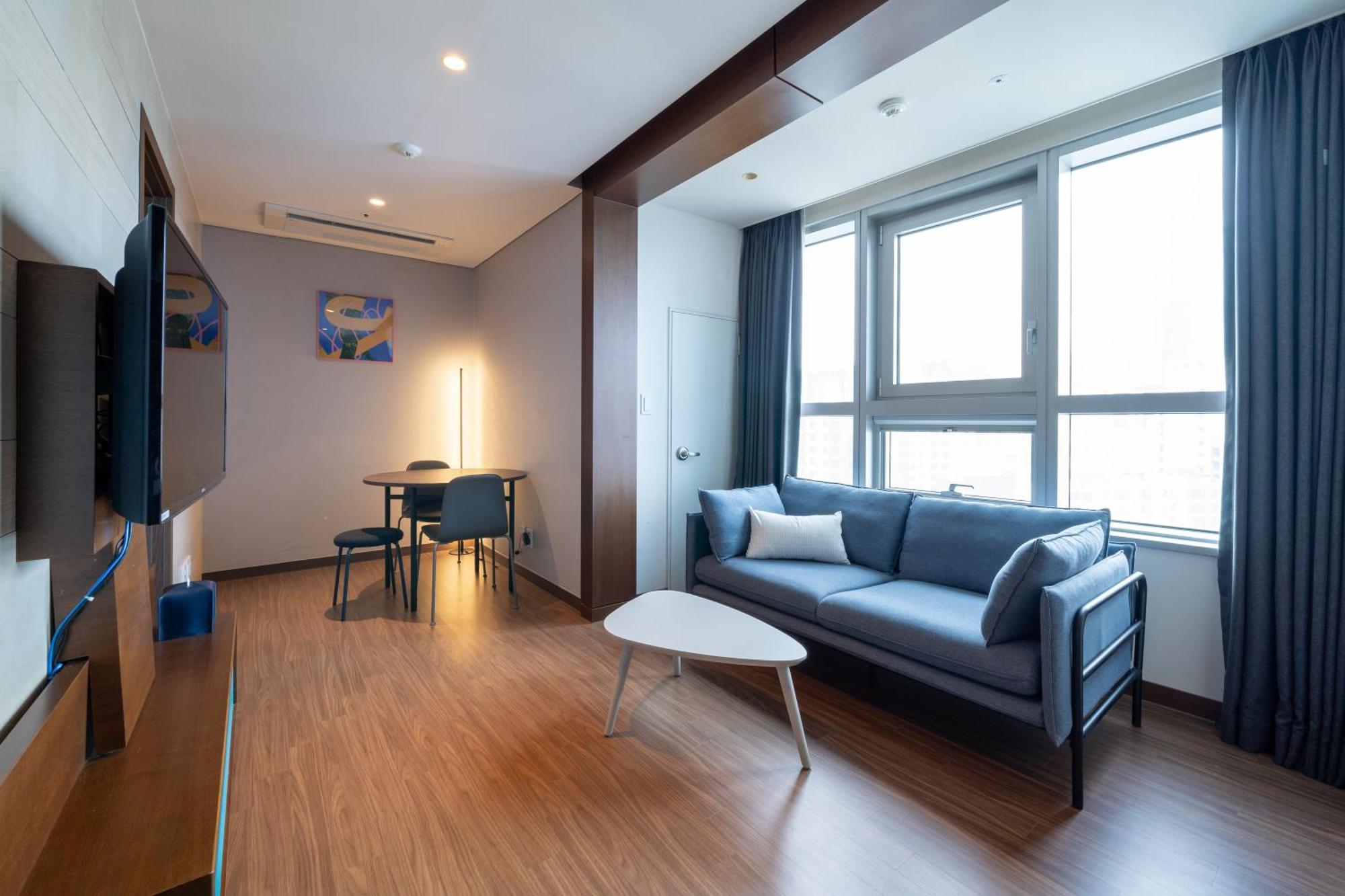 Urbanstay Haeundae Station Busan Exterior photo